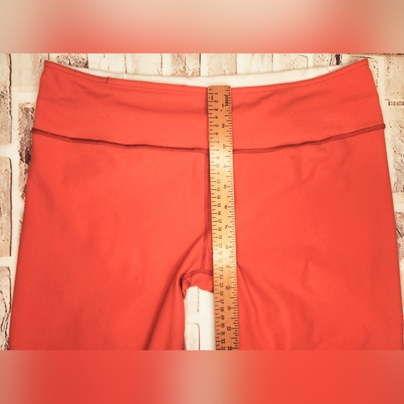 Lululemon Flare Leg Midrise Orange Leggings Size 12  (B4) - Picture 6 of 10